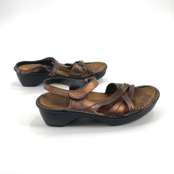 Naot Womens Leather Sandals Size 8.5 Bronze Strappy Comfort Slide Wedge Summer - Picture 3 of 7